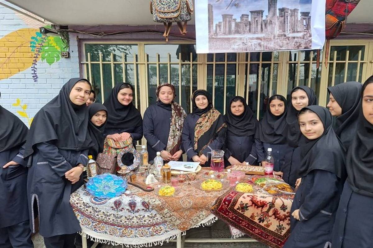خلاقیت دانشآموزان، راهحل کمبود امکانات فرهنگی مدارس است