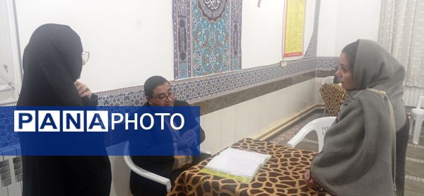 جلسه دیدار چهره به چهره والدین با دبیران در کاشمر