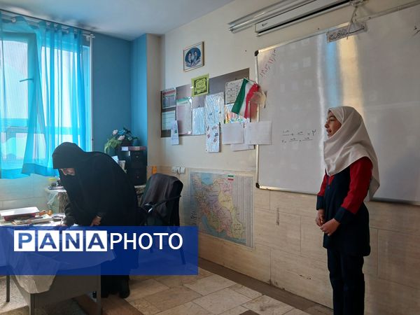 برگزاری مراسم تجلیل از دانش‌آموزان ممتاز حوزه نماز و قرآن در طرح بازدید از کارنامه نماز