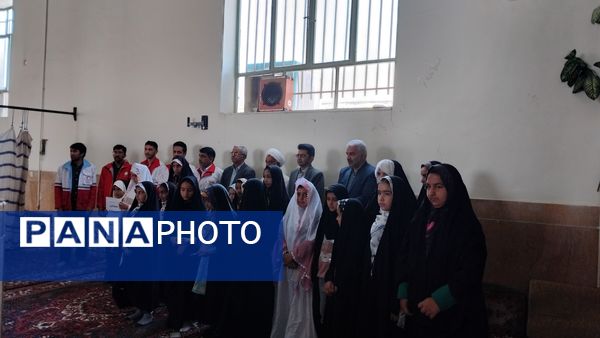 میز خدمت مسئولان در نماز جمعه شهر وردنجان