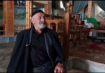 پرچم امام حسین(ع) را برافراشته نگه دارید