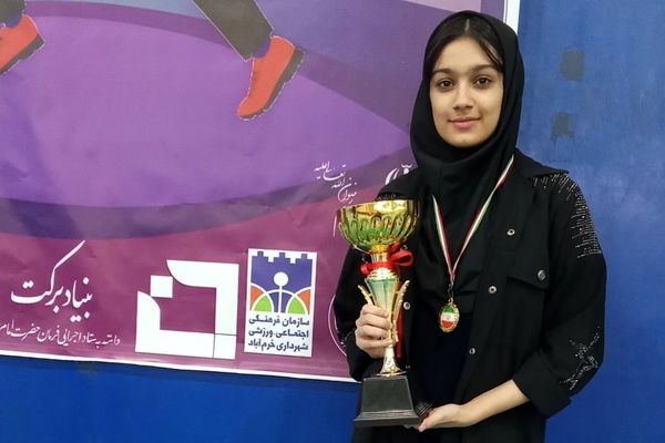 کسب مقام نائب قهرمانی دختر نوجوان معمولانی در مسابقات داژبال خانه های امداد لرستان 