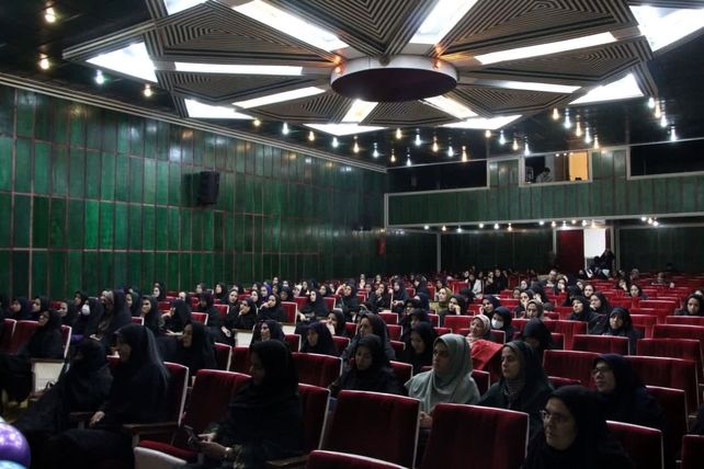 همایش معلمان جهادگر استان یزد