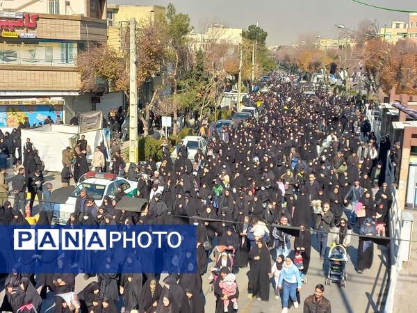 تشییع باشکوه پیکر پاک شهدای گمنام در اصفهان 