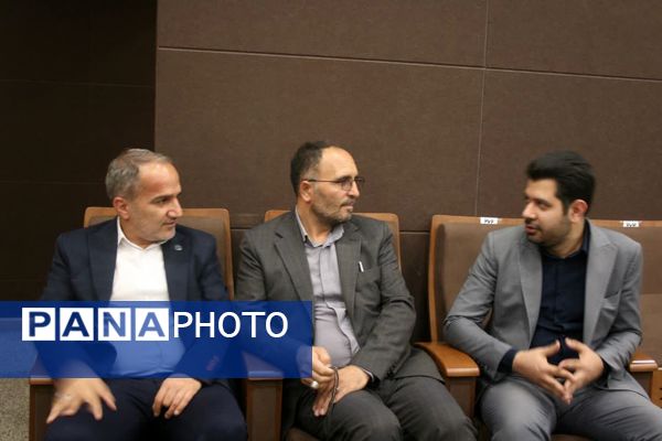 همایش تجلیل از مدرسه یاران استان قم