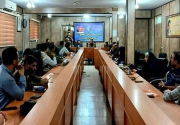 نشست خبری اصحاب رسانه با فرمانده سپاه ثامن‌الحجج (ع) شهرستان پاکدشت 