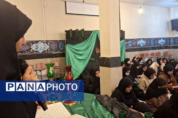 دانش آموزان نورانی حاضر در محفل