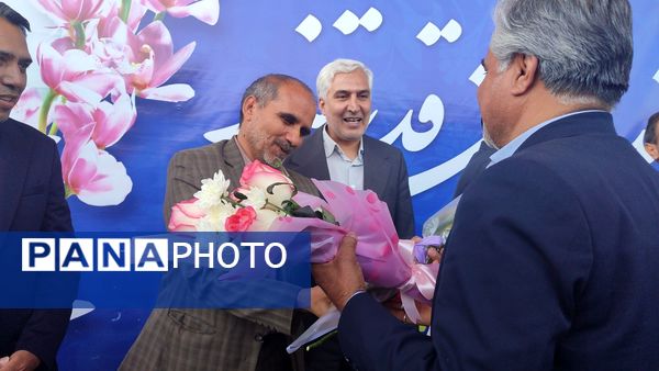 استقبال از برگزیدگان شانزدهمین المپیاد ملی فرش دستباف در مشهد