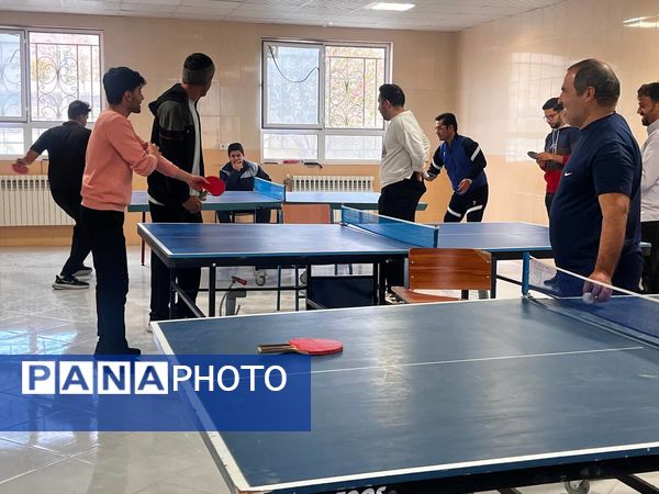 رقابت ورزشی تنیس روی میز فرهنگیان در نوخندان