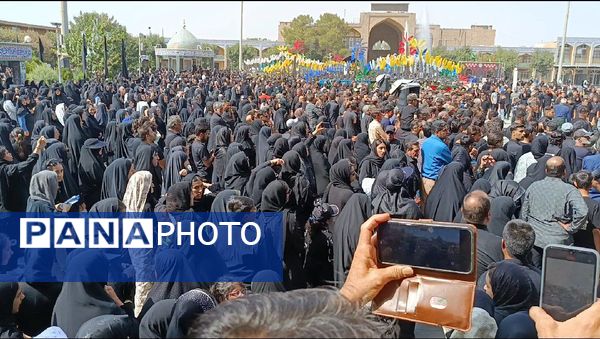 آیین پیاده‌روی جاماندگان اربعین حسینی در منطقه بادرود 