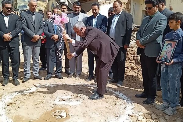 شهرستان کلات پیشگام در نهضت ملی مدرسه سازی 