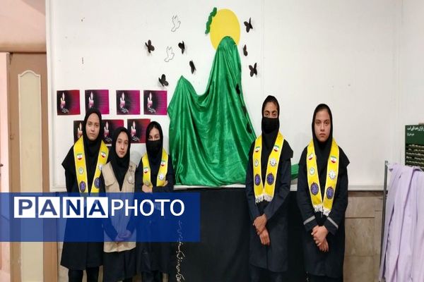 فضا سازی مدرسه شهید مجید دهنوی نیشابور به مناسبت ایام فاطمیه 