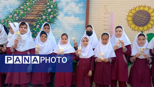 ولادت حضرت زینب (س) در دبستان شطیطه2