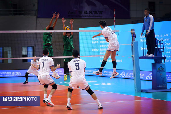 مسابقات دانش‌آموزی والیبال زیر ۱۵ سال قهرمانی جهان (ایران - عربستان)