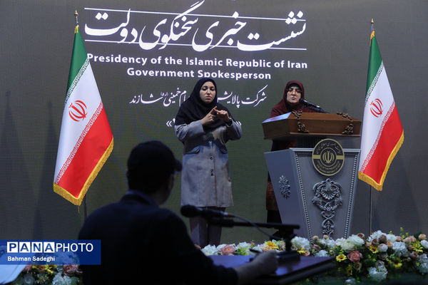 نشست خبری سخنگوی دولت در شازند