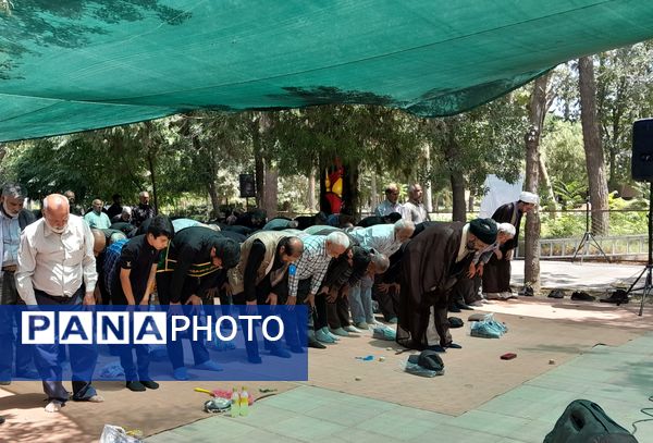 اجتماع دلدادگان اربعین حسینی شهرستان نیشابور