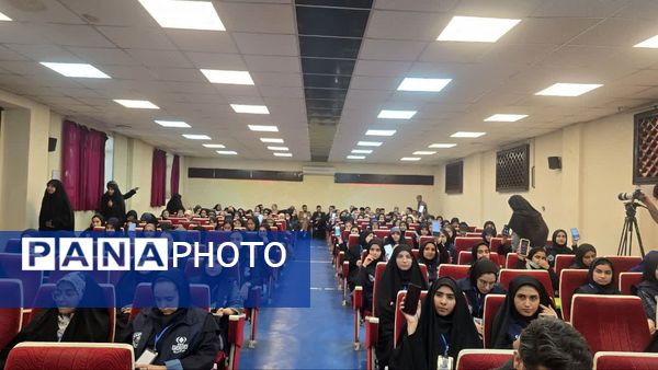 افتتاحیه اردوی ملی دختران خبرنگار سراسر کشور در اردوگاه شهید باهنر تهران