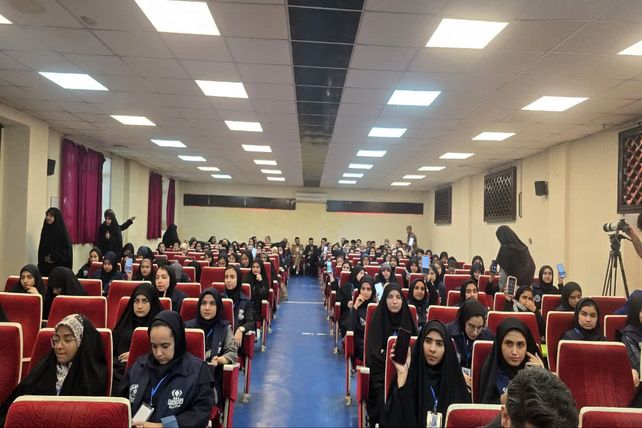 افتتاحیه اردوی ملی دختران خبرنگار سراسر کشور در اردوگاه شهید باهنر تهران