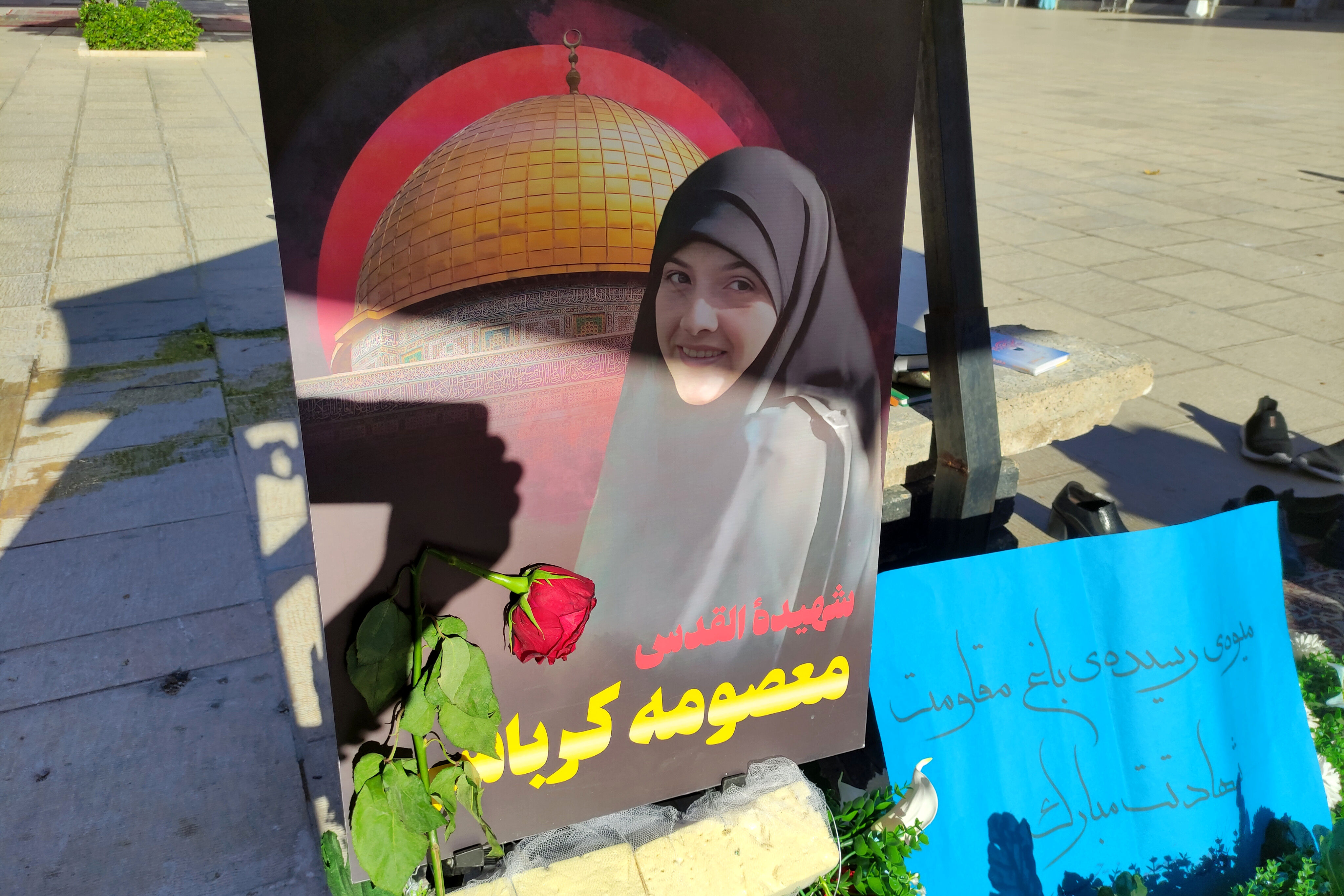 زیارت حرم مطهر شاهچراغ (ع) و ادای احترام به شهیده معصومه کرباسی