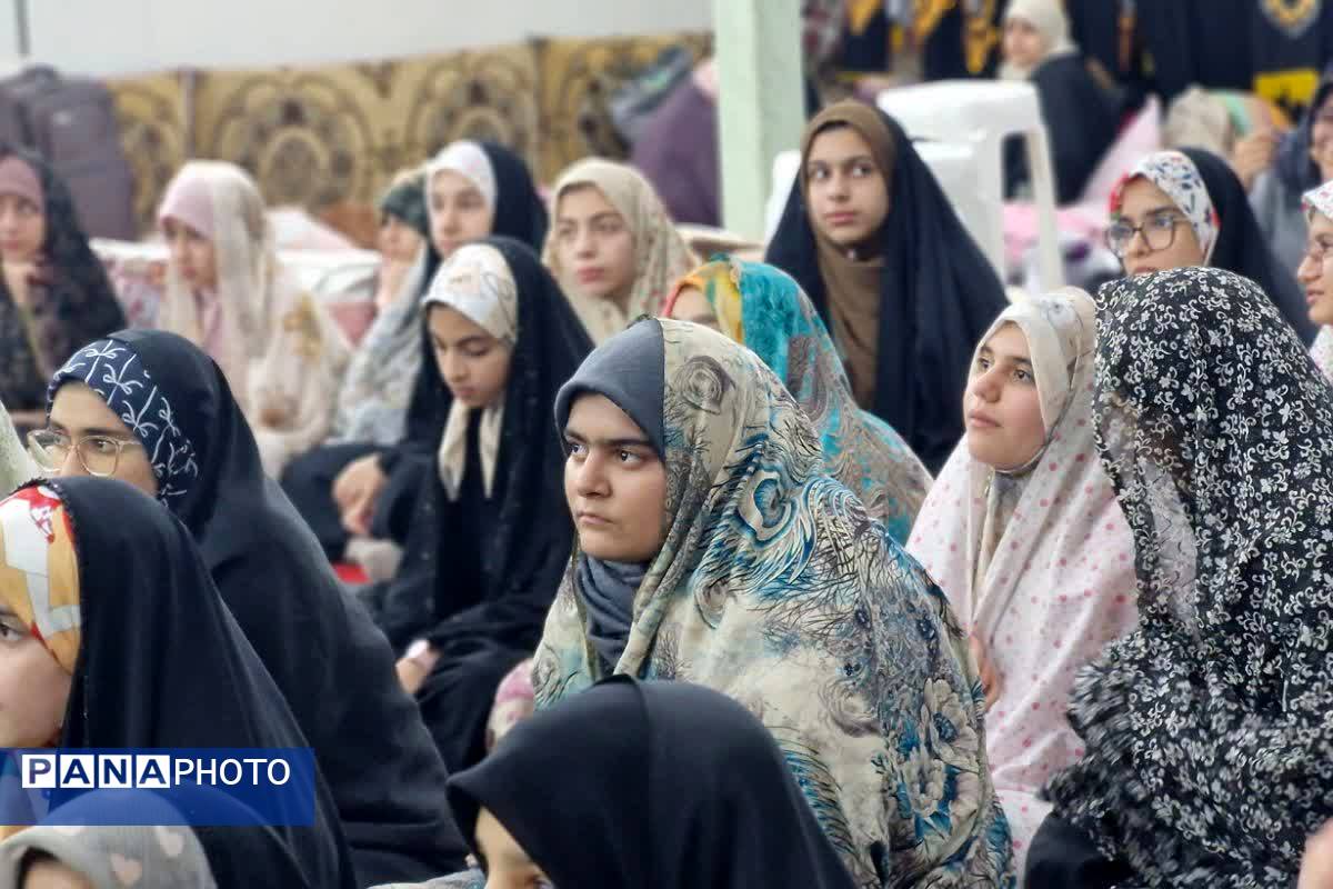 دانش‌آموزان شهرستان قرچک مهمان خلوت سه‌روزه با خدا شدند