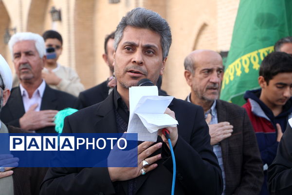 کاروان نمادین حضور امام رضا (ع) در یزد