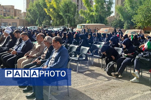 زنگ آغاز سال تحصیلی جدید در مدارس نواخته شد