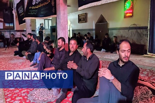 هیئت  زنجیر زنی و عزاداری اباعبدالله الحسین علیه السلام  بار درشب هفتم محرم  