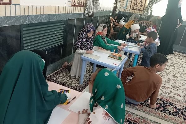 برپایی غرفه کودک در نماز جمعه 