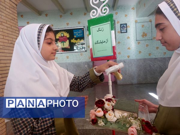 نخستین همایش «از علم تا عمل» در مدارس حاجی‌آباد