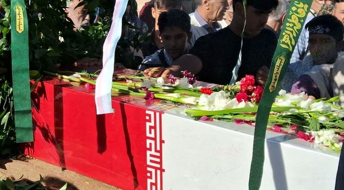 نسل امروز در کنار راویان حماسه