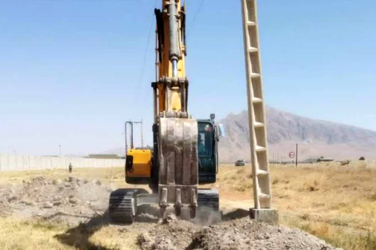 چنگال عدالت بر متجاوزان حریم راه در بروجن