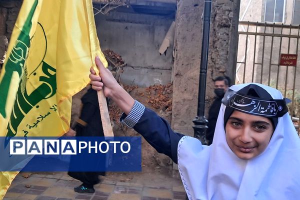 حضور پرشور دانش‌آموزان مدارس شهرستان دماوند، در راهپیمایی یوم‌الله ۱۳ آبان