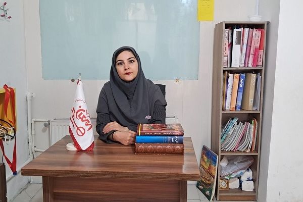 بازدید از آثار تاریخی و گردشگری هویت‌ساز است  