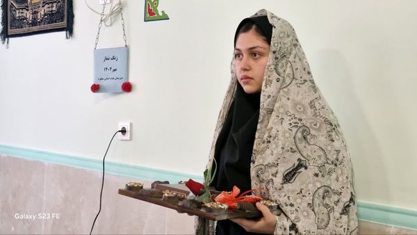 طنین مهر در مطهره آغاز سال تحصیلی با نماز وحدت‌بخش