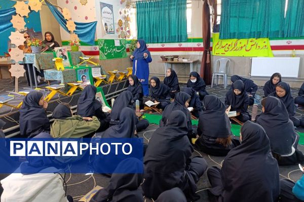 محفل انس با قرآن کریم در دبیرستان حاج بهادر گراشی ناحیه ۳