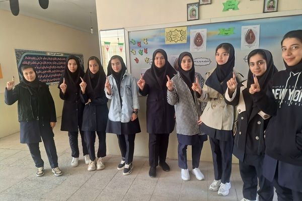 شورای دانش‌آموزی؛ تمرین دموکراسی در مدرسه