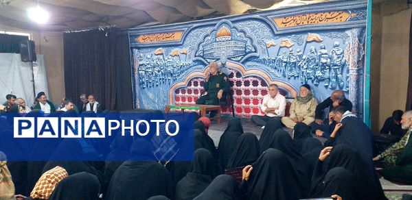 آشنایی دانش‌آموزان شمال شرق کشور با تاریخ دفاع مقدس