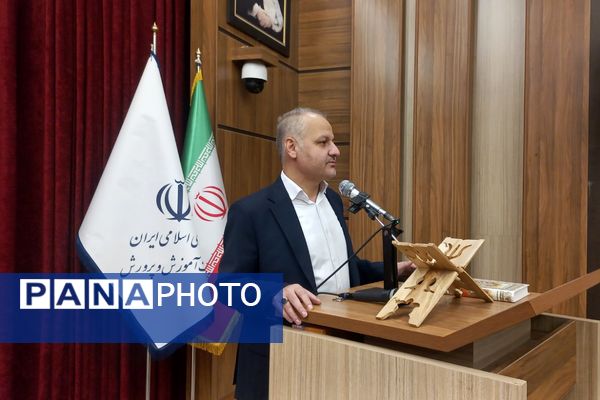 مراسم یلدای مادرانه با حضور فرهنگیان و دانش‌آموزان در اردوگاه شهید منتظری شهریار