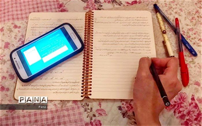 150 دانش‌آموز کم برخوردار خوزستانی تبلت‌های مهربانی را دریافت می‌کنند