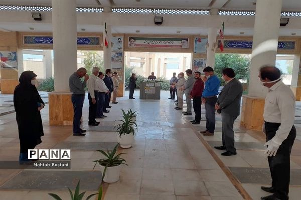 تجدید پیمان مدیریت جدید آموزش و پرورش شهرستان دشتستان با آرمان‌های شهدا