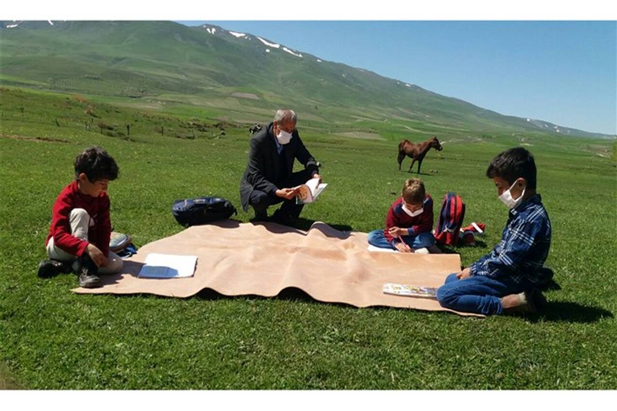 معلمان روستایی، خلاق و مصمم برای تداوم آموزش