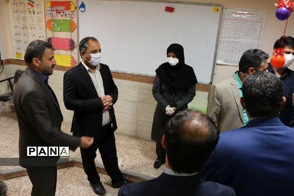 بازدید معاون عمرانی وزیر آموزش و پرورش از مدارس ابتدایی قزوین