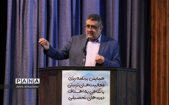 مددی: تشکل سازمان دانش آموزی برای آموزش و پرورش یک فرصت است