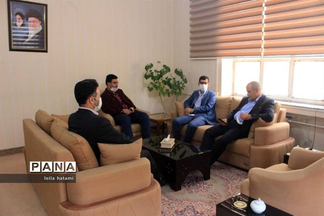 دیدار مدیرکل آموزش و پرورش آذربایجان شرقی با همکاران سازمان دانش آموزی استان