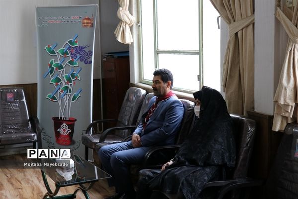 دیدار روسای سابق و فعلی، کارشناسان و دانش‌آموزان سازمان دانش‌آموزی نواحی مشهد با مدیرسازمان و تبریک سالروز تاسیس این نهاد
