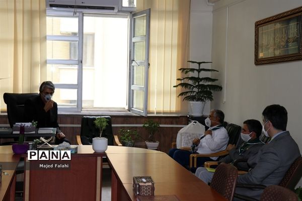 دیدار مدیر، کارکنان و دانش آموزان سازمان دانش آموزی خراسان رضوی با معاون پرورشی و فرهنگی استان