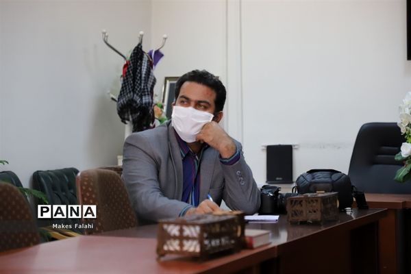 دیدار مدیر، کارکنان و دانش آموزان سازمان دانش آموزی خراسان رضوی با معاون پرورشی و فرهنگی استان