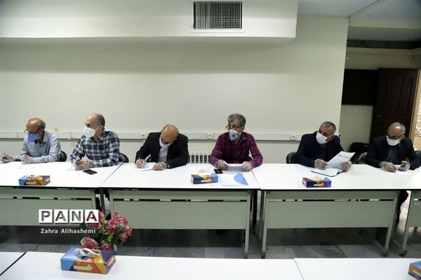 نشست توجیهی بازرسان عملکرد سرویس مدارس شهر تهران