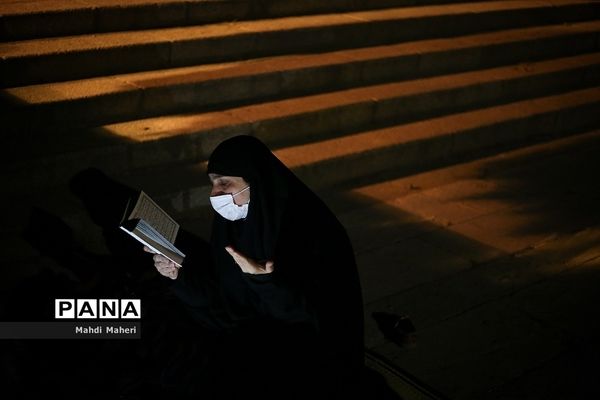 احیا شب نوزدهم ماه رمضان در دانشگاه تهران