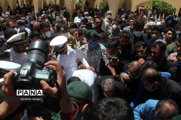 تشییع ناوبان یکم شهید اسماعیل پور خسرو از شهدای ناو کُنارک در شهرستان داراب -2